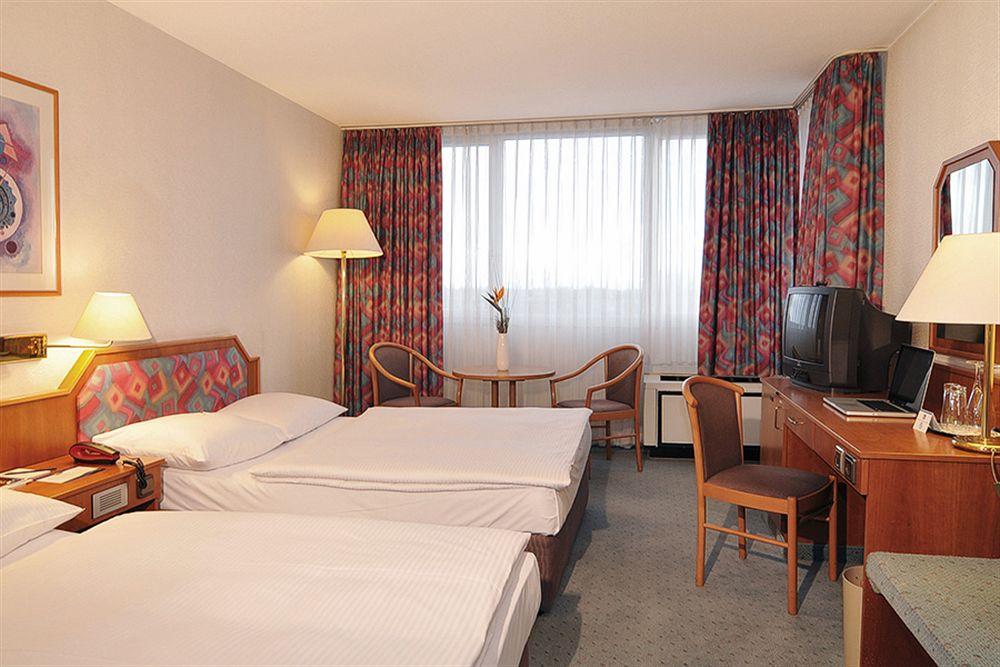 Leoso Hotel Ludwigshafen Экстерьер фото