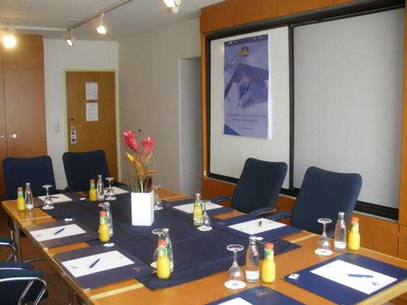 Leoso Hotel Ludwigshafen Бизнес фото