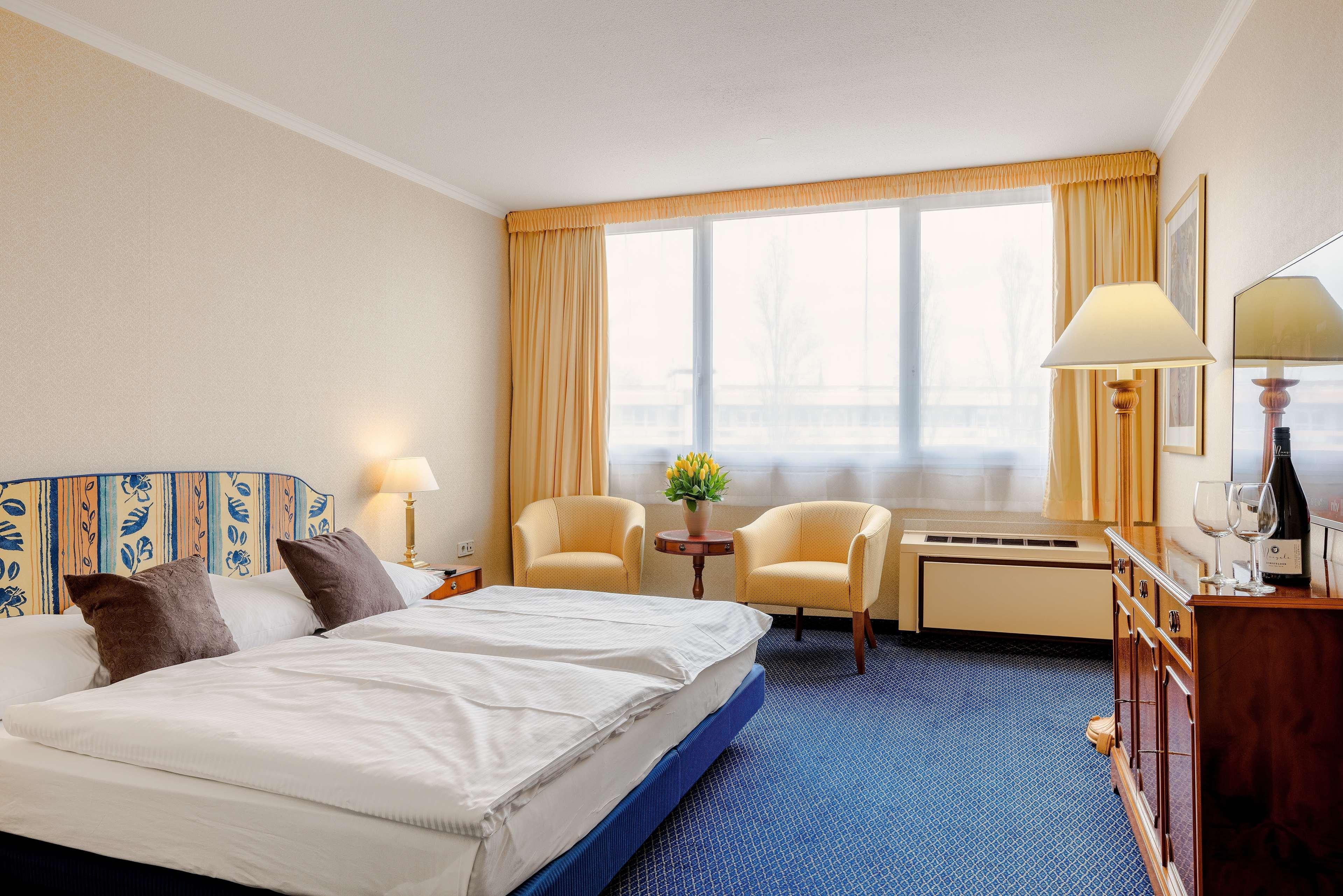 Leoso Hotel Ludwigshafen Экстерьер фото