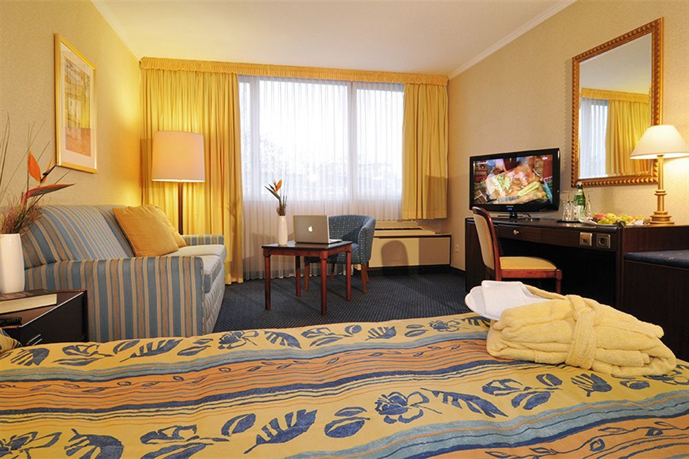 Leoso Hotel Ludwigshafen Экстерьер фото